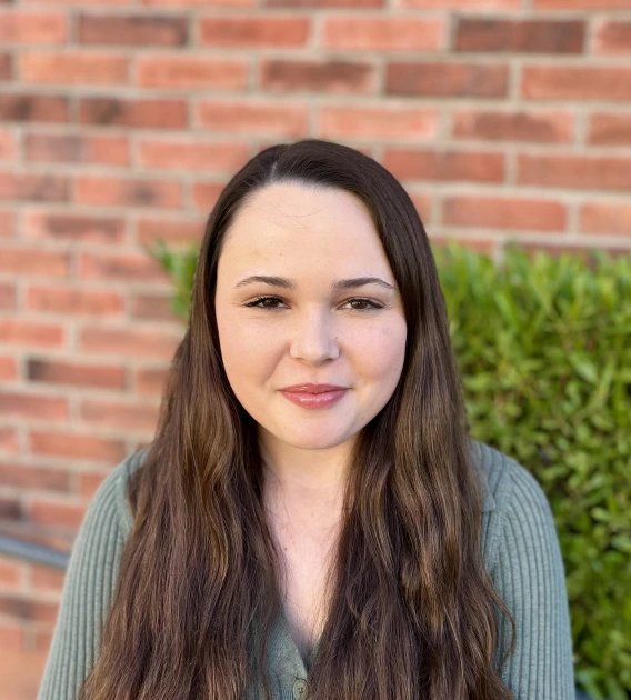 Elisabeth Clark Headshot